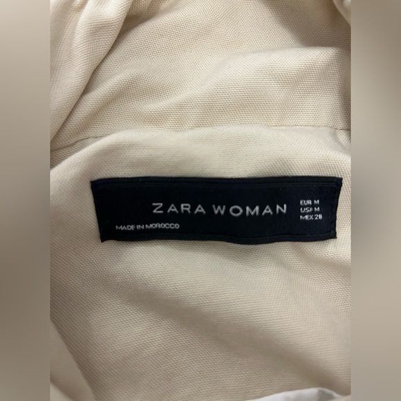 Zara Woman’s Pleated Jacket with Gathered Detail and Belt Size US M - Picture 9 of 10